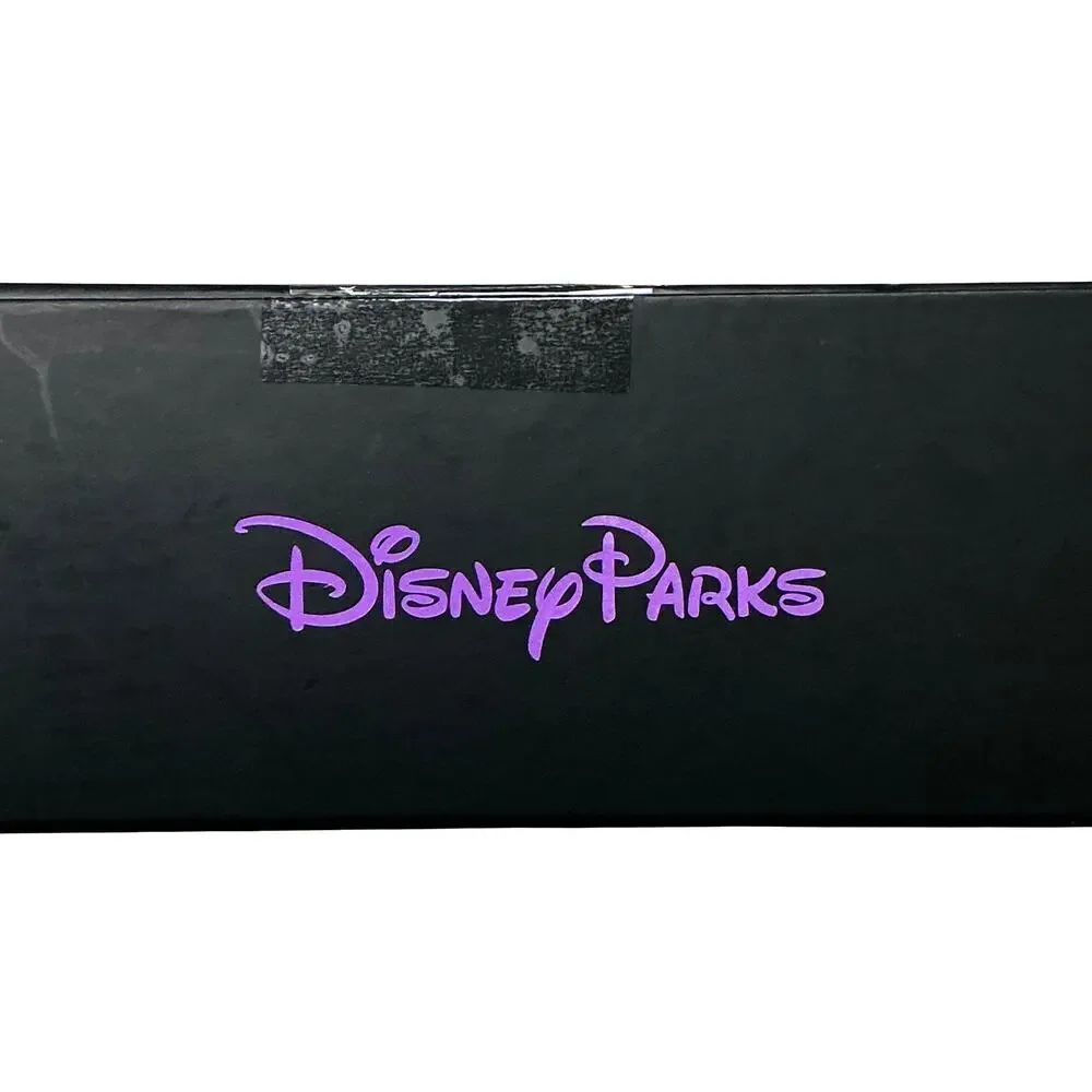 Disney like new